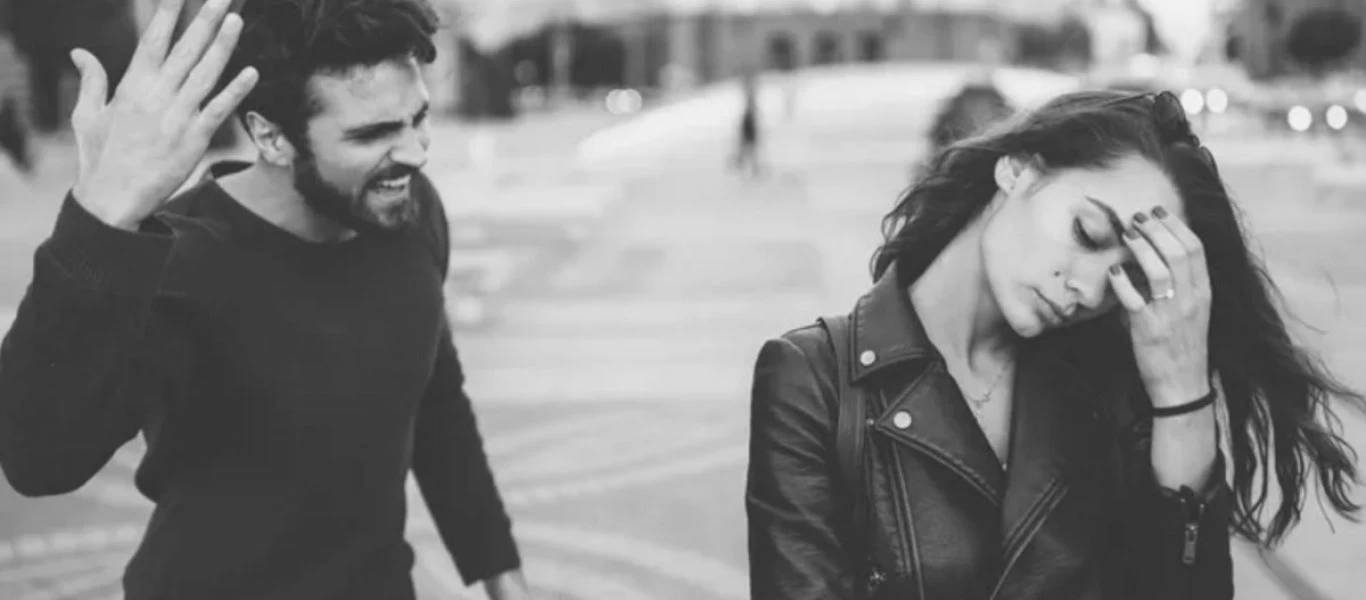 Τα έξι βασικά σημάδια που προδίδουν μια τοξική σχέση